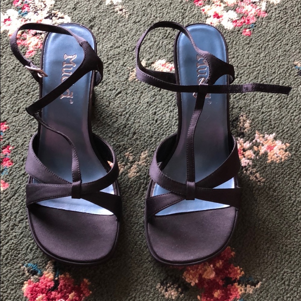 Mudd Black Satin Heels